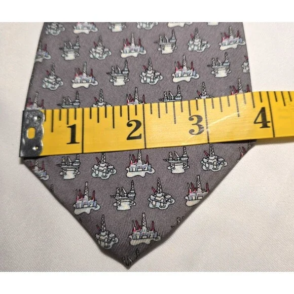 Vineyard Vines Custom Collection Tie - Diamond Offshore 100% Silk Made in USA - Picture 4 of 5